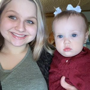 Meet your Posher, Katelyn